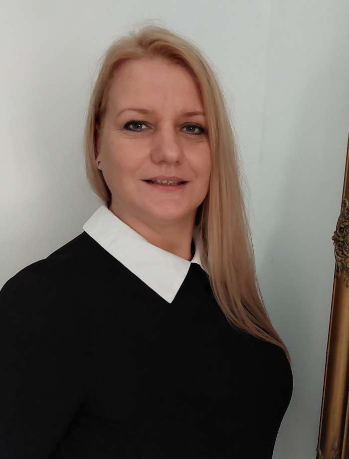 Bene-Becski Anita              Hidra Szakképző Iskola,    szakmai ig.helyettes